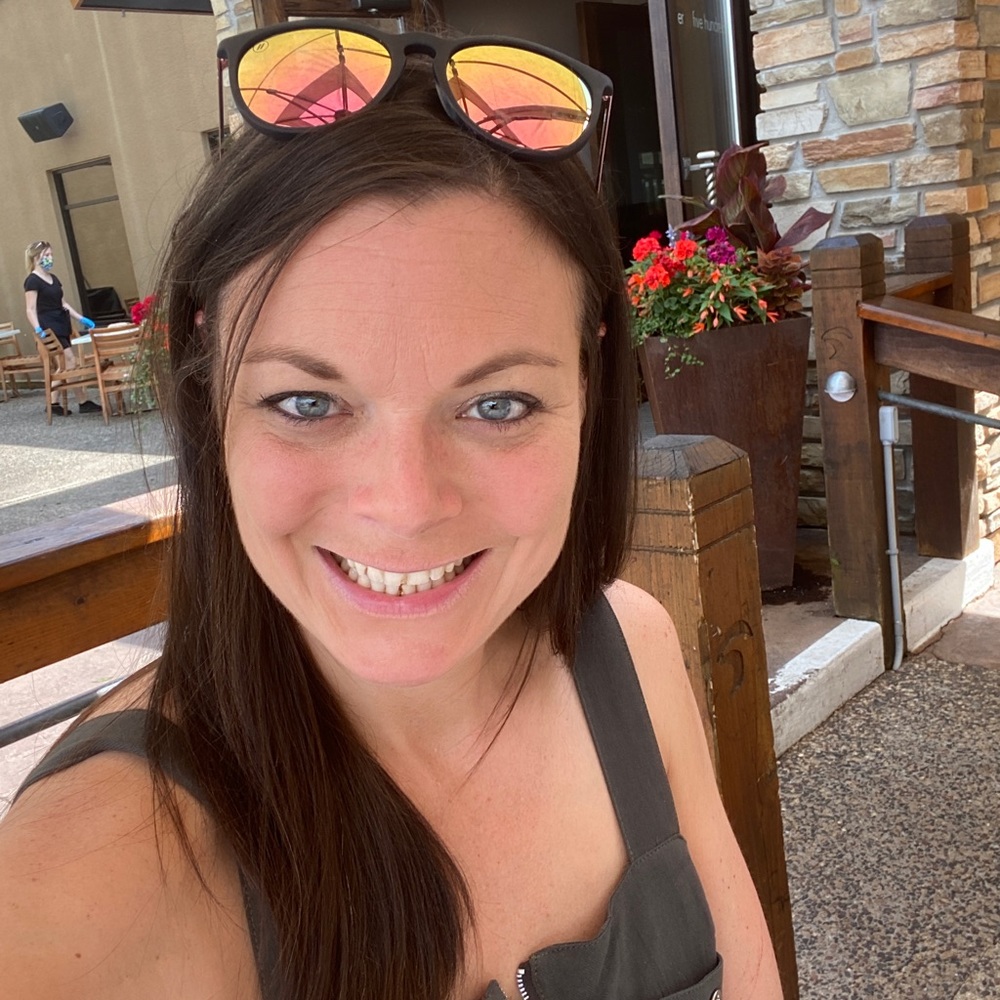 Meet your Posher, Ashle
